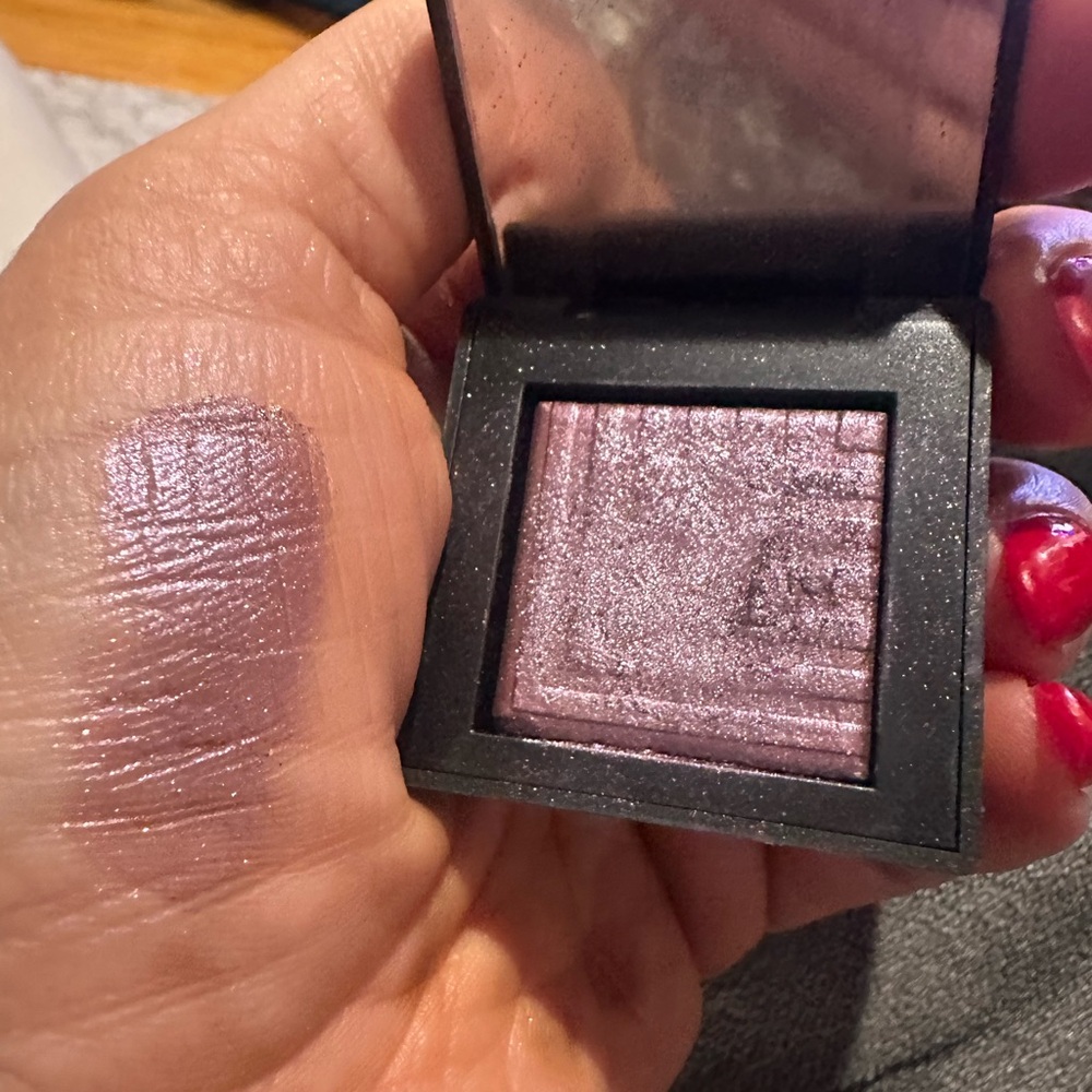 Nars Purple eyeshadow